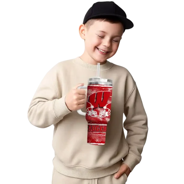 personalized wisconsin badgers honey streaks red curved tumbler latest model.webp